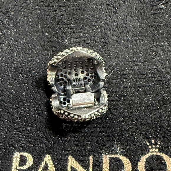 Pandora Sparkling Silver Heart Charm - Picture 2 of 2